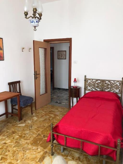 Casa Indipendente Zona Centrale La Maddalena  Eksteriør billede