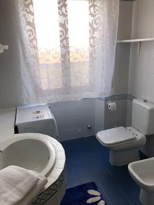 Casa Indipendente Zona Centrale La Maddalena  Eksteriør billede