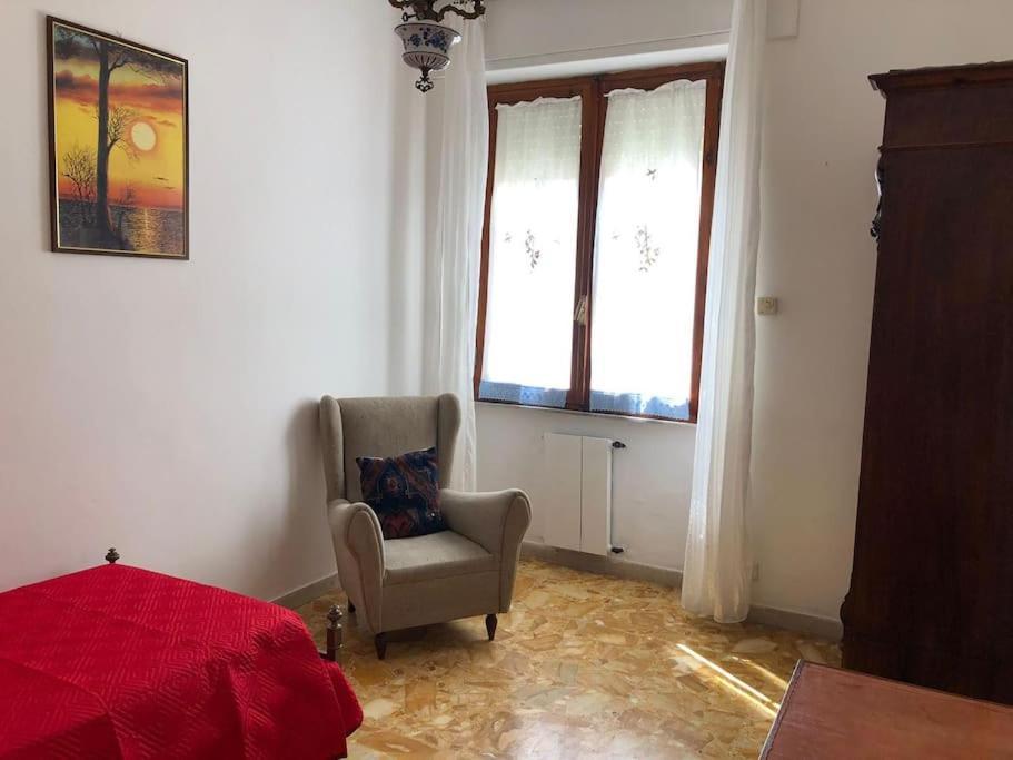 Casa Indipendente Zona Centrale La Maddalena  Eksteriør billede