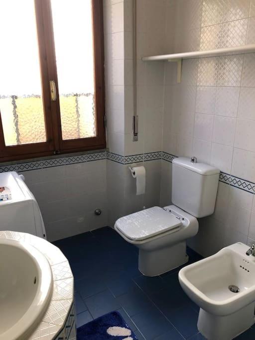 Casa Indipendente Zona Centrale La Maddalena  Eksteriør billede