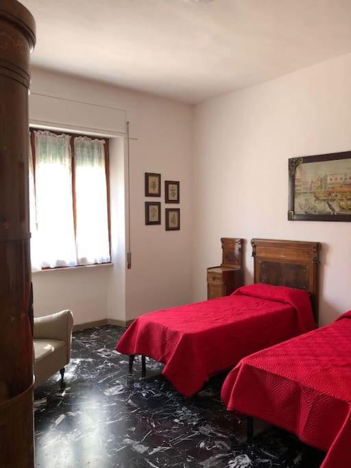Casa Indipendente Zona Centrale La Maddalena  Eksteriør billede