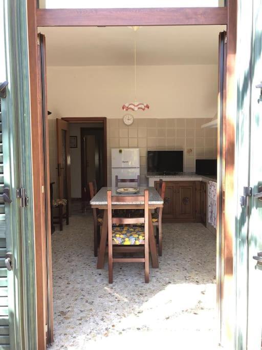 Casa Indipendente Zona Centrale La Maddalena  Eksteriør billede