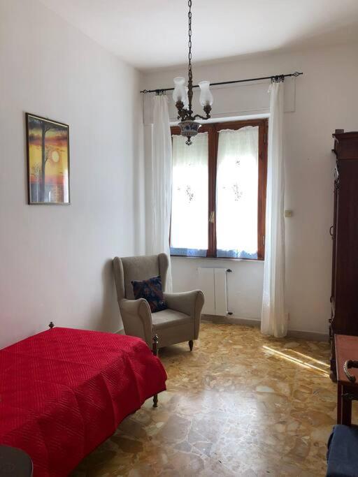 Casa Indipendente Zona Centrale La Maddalena  Eksteriør billede