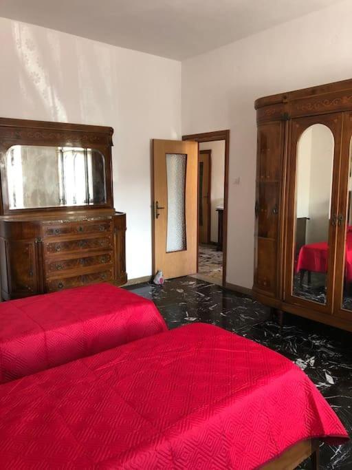Casa Indipendente Zona Centrale La Maddalena  Eksteriør billede