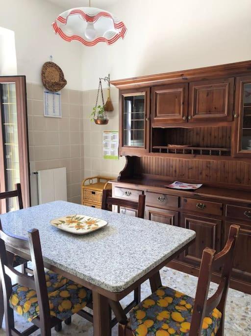 Casa Indipendente Zona Centrale La Maddalena  Eksteriør billede