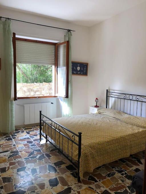 Casa Indipendente Zona Centrale La Maddalena  Eksteriør billede